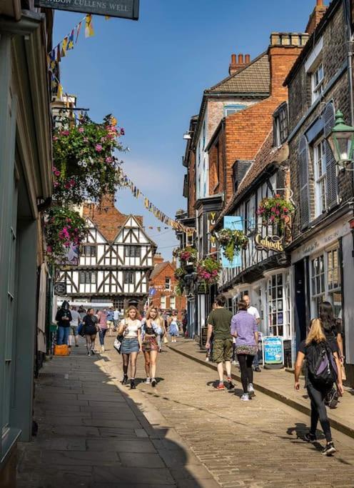 Choristers Mews: Luxury Cottage A Stones Throw From The Cathedral! Lincoln Ngoại thất bức ảnh