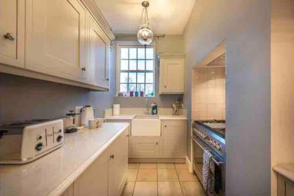 Choristers Mews: Luxury Cottage A Stones Throw From The Cathedral! Lincoln Ngoại thất bức ảnh